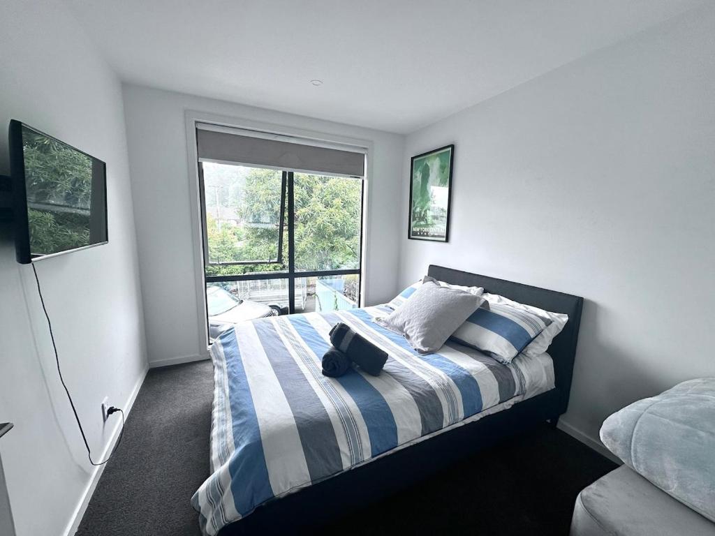 Stunning Mountain Views in Renovated Hamner Home - Resim 7