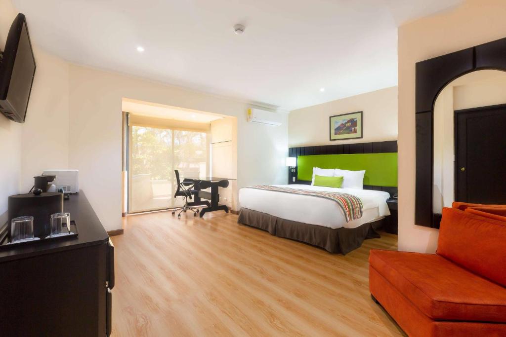 Room at Country Inn and Suites by Radisson