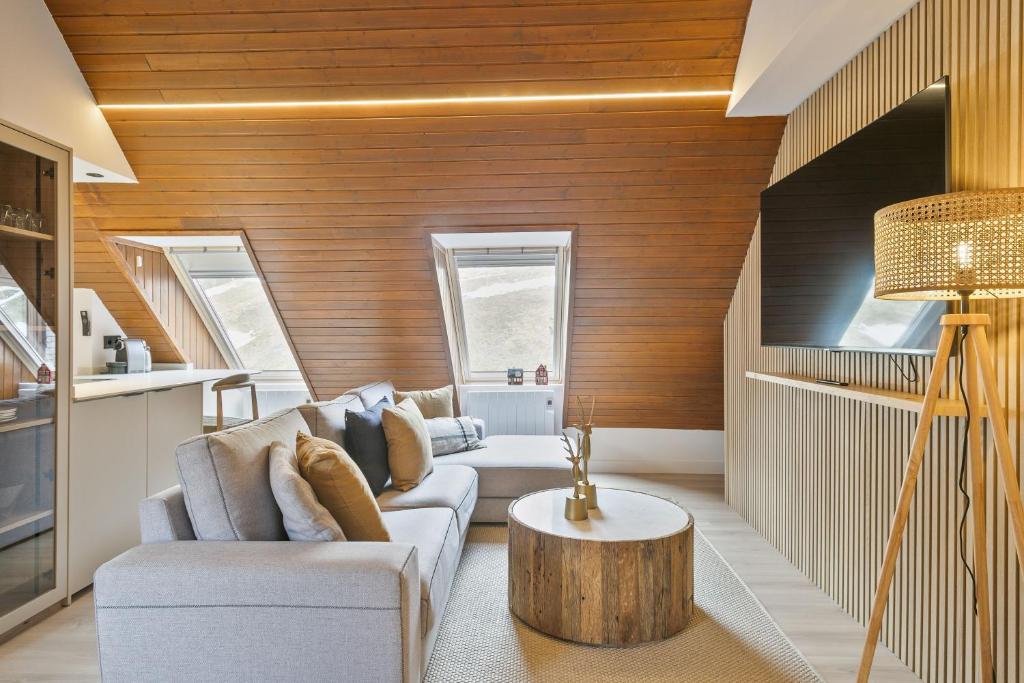 A seating area at Luderna - Apartamento Mirador Bonaigua