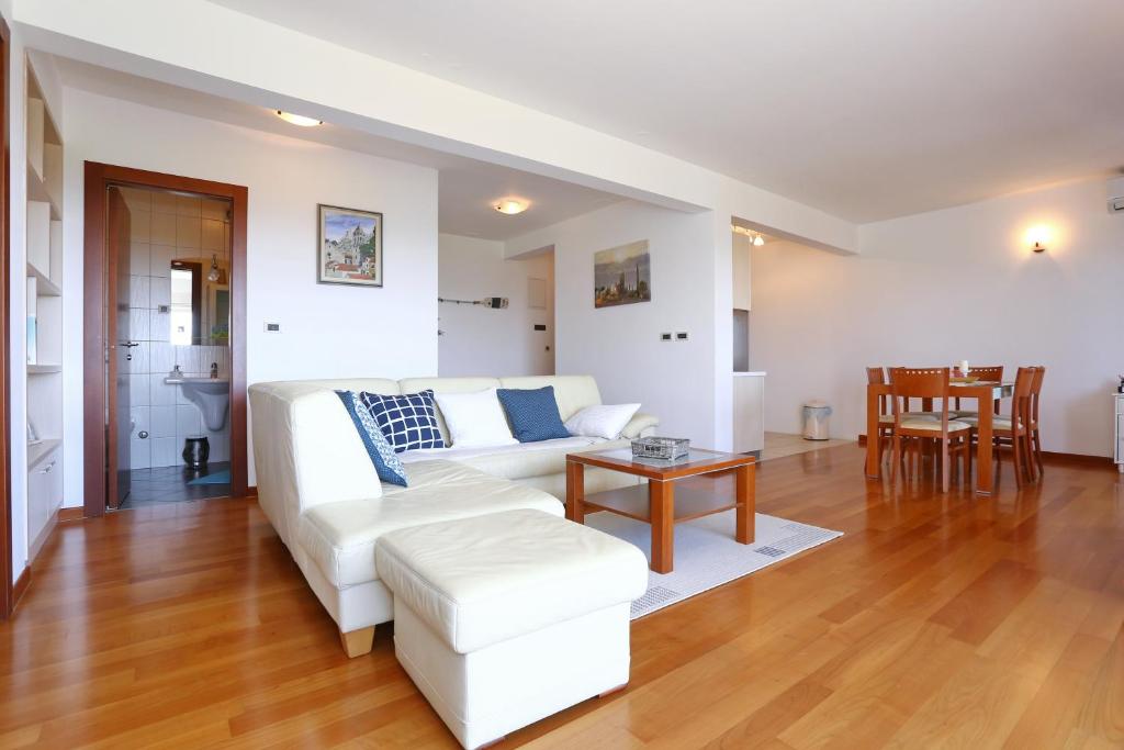 Posedenie v ubytovaní Apartment Puntamika
