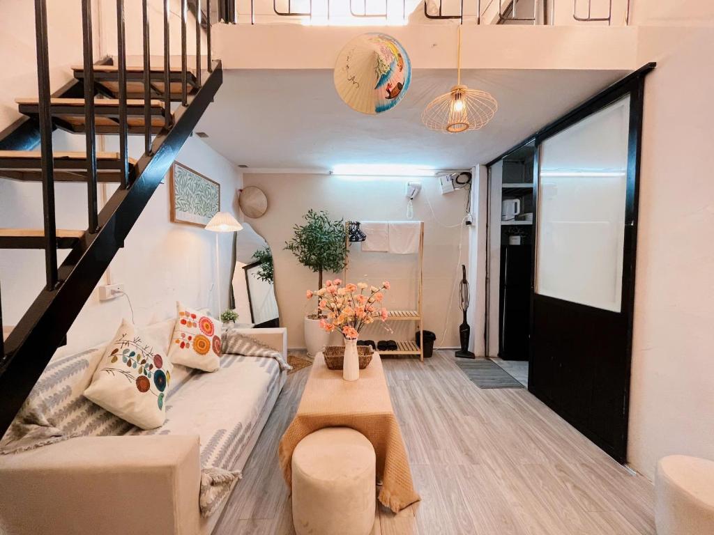 Local House Hanoi, Hanoi (updated prices 2026)