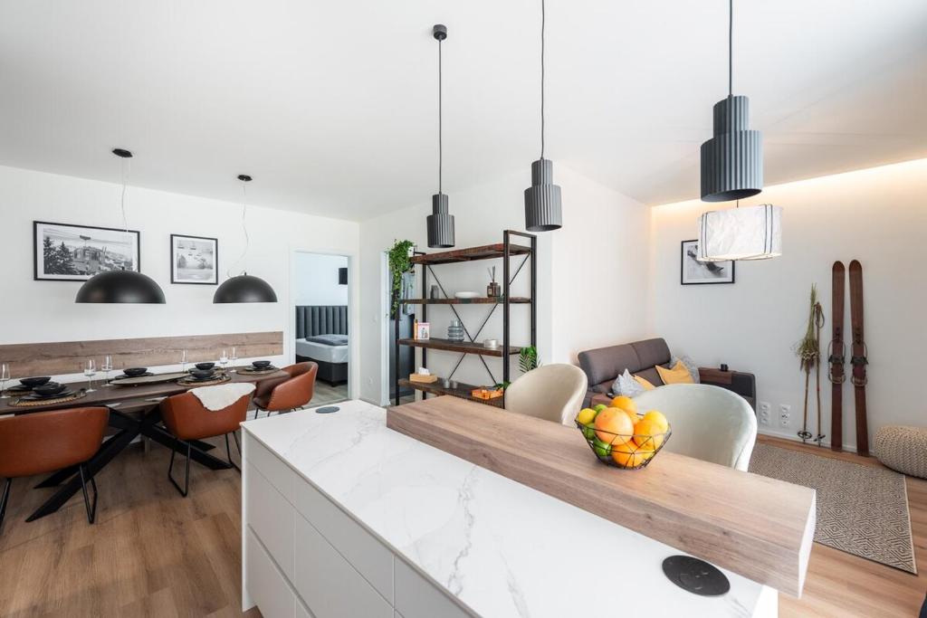 Kuchyň nebo kuchyňský kout v ubytování Endemit Apartment