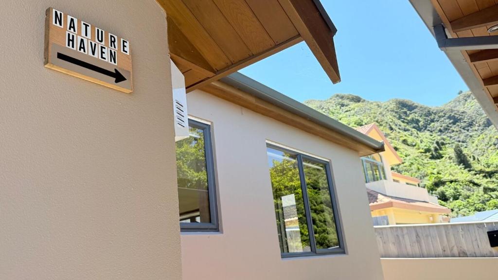 Nature's Haven Near the City - Resim 5