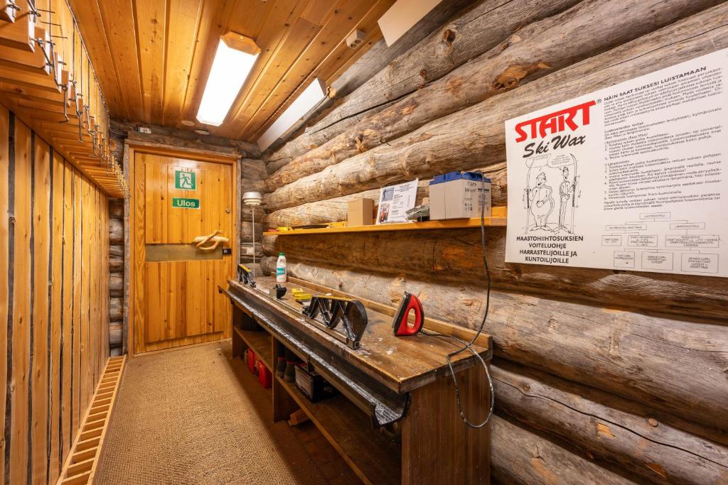 Фотография из галереи Kuukkeli Log Houses Teerenpesä в Саариселькя