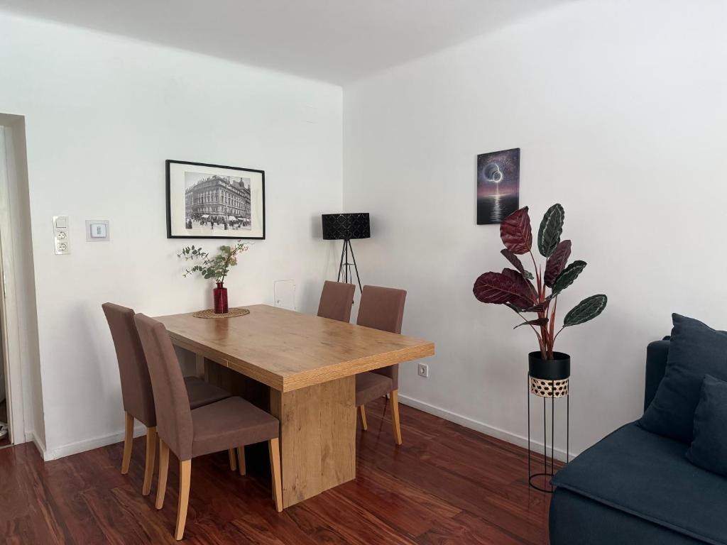 Comfort Humboldt Apartment - 6