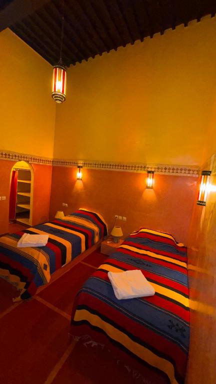 Hotel Kasbah Fenguig - Twin Room With Private Bathroom