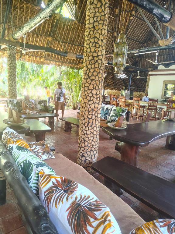 Posezení v ubytování Gecko Hotel Diani