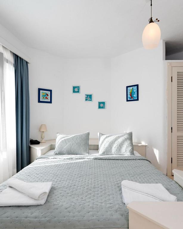 Kefi Beach & Suites - Habitación Cuádruple Con Balcón