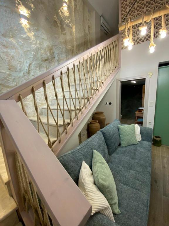 Część wypoczynkowa w obiekcie panos luxury apartment