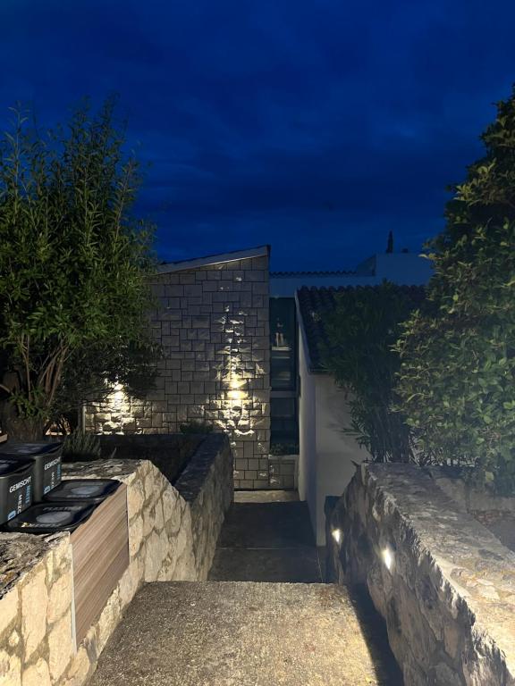 Zdjęcie z galerii obiektu Villa Hosta Apartments w Hvarze