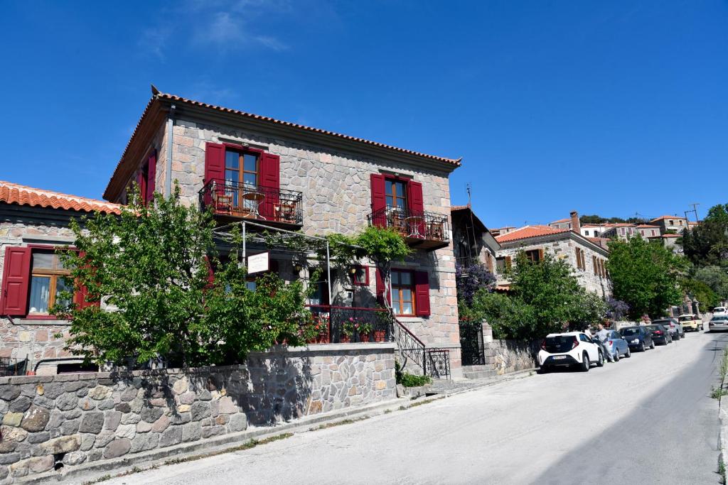 Evanthia Toroz Rooms & Studios - 9