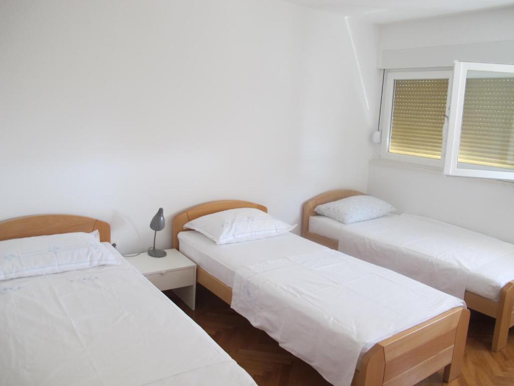Apartments Lucac Manus - Triple Room - Ulica Slobode