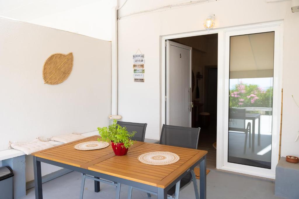 Fotografie z fotogalerie ubytování New seafront studio v destinaci Anavissos