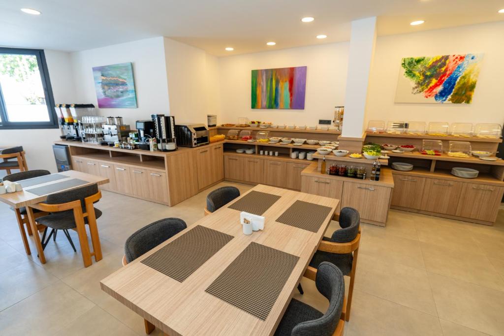 Restaurace v ubytování Skykhan Otel