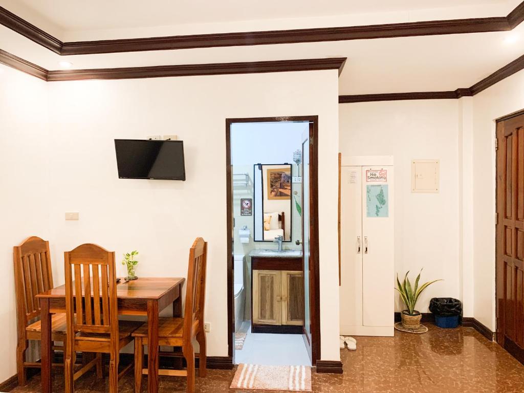 TV a/nebo společenská místnost v ubytování PEPAYEN Homestay
