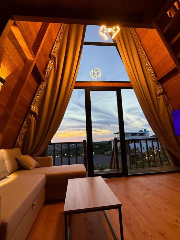 Azalea 2, Cozy Wooden Villa