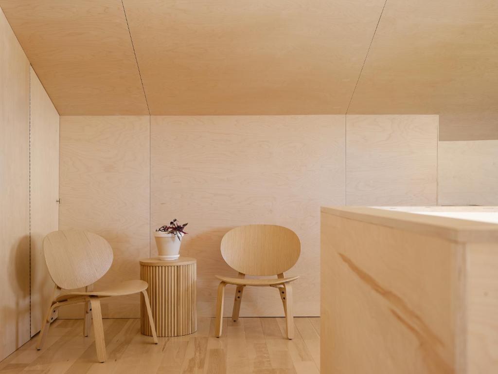 Posezení v ubytování Petit hôtel de la Montagne