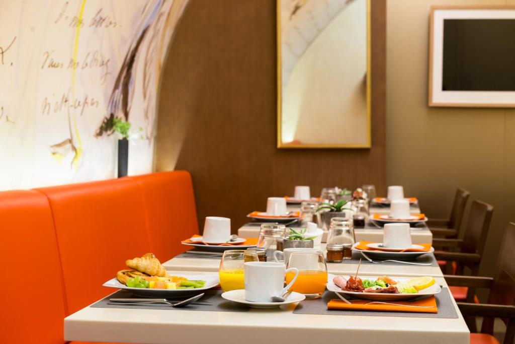 Hôtel Le Tourville by Inwood Hotels - Resim 34