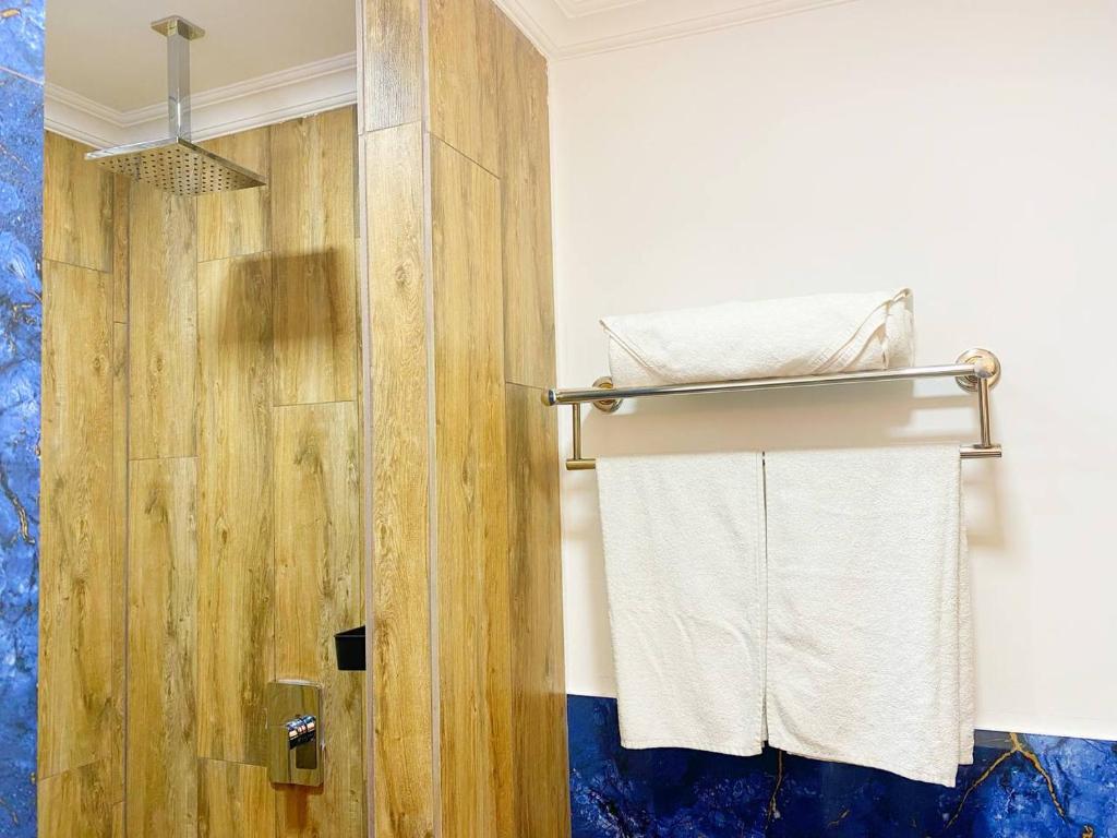 Koupelna v ubytování Hotel Orange Kutaisi