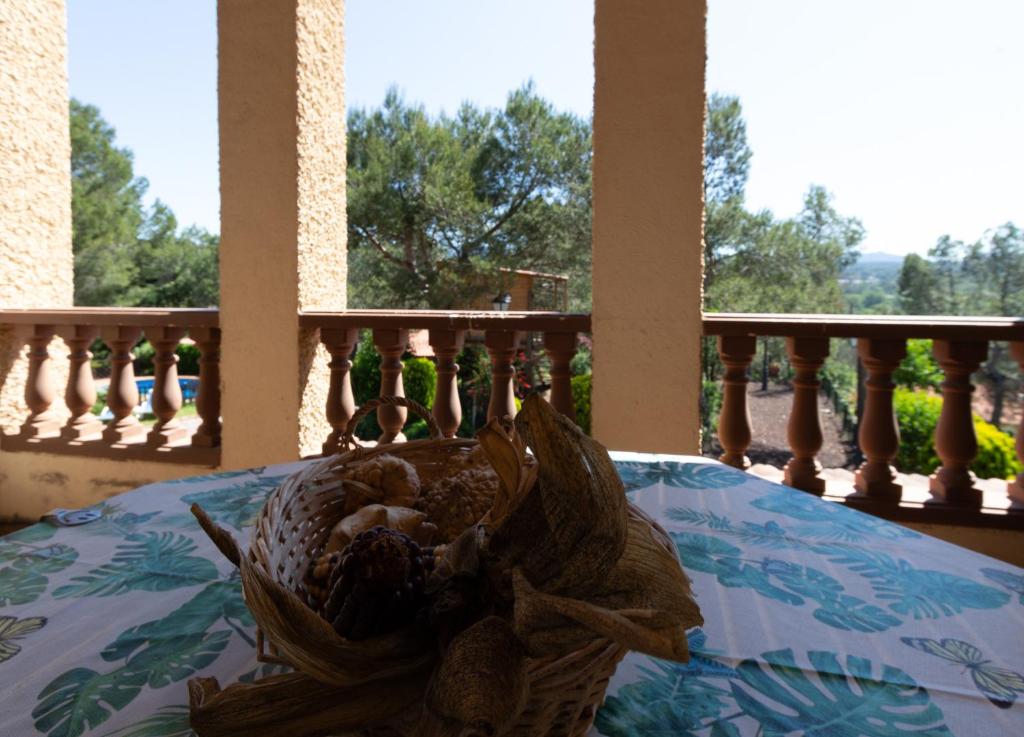 Balkón nebo terasa v ubytování Catalunya Casas Peaceful Perfection , only 30km from Barcelona!