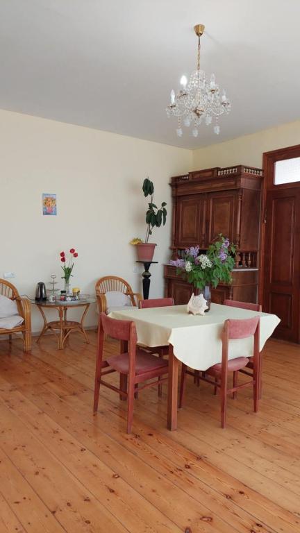 Posezení v ubytování Guesthouse ''Door'' in Sighnaghi