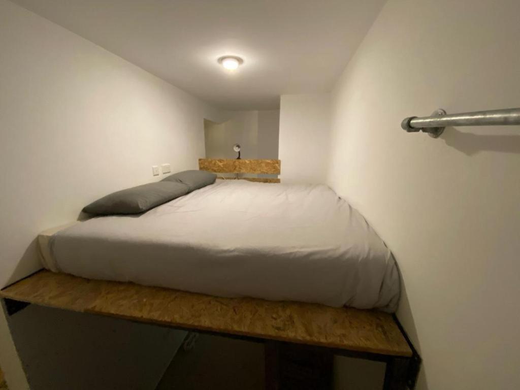 Postel nebo postele na pokoji v ubytování Gozo Vacation Studios