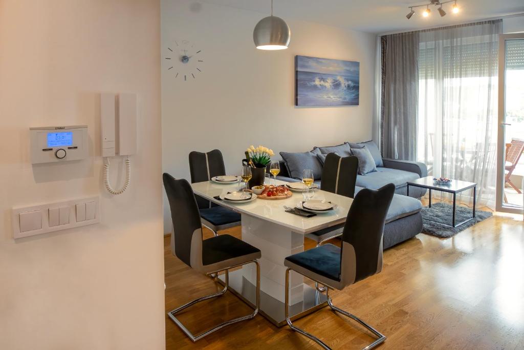 Vanilla apartment