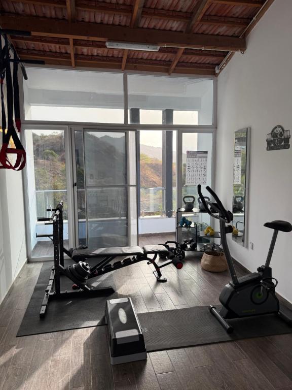 Fitness centrum a/nebo fitness zařízení v ubytování VILLA NAYELI Luxury and Simplicity