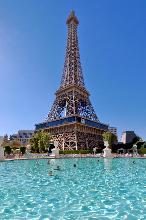 Paris Las Vegas Hotel Review (2023)