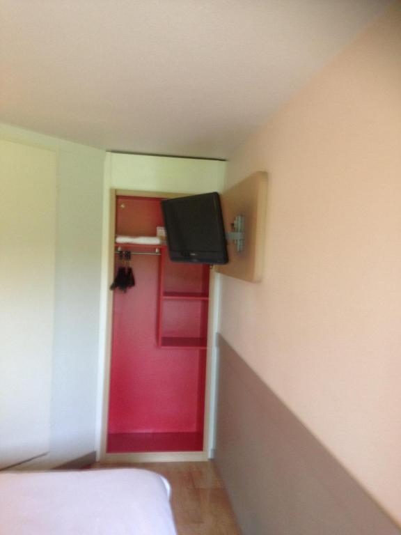 Premiere Classe Charleville Mezieres - Chambre Triple (1 Lit Double + 1 Lit Superposé)