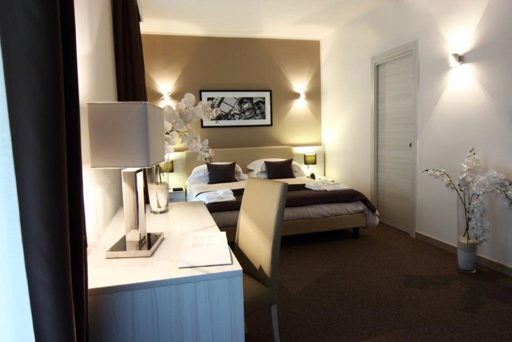 Stelle Hotel The Businest - Resim 37