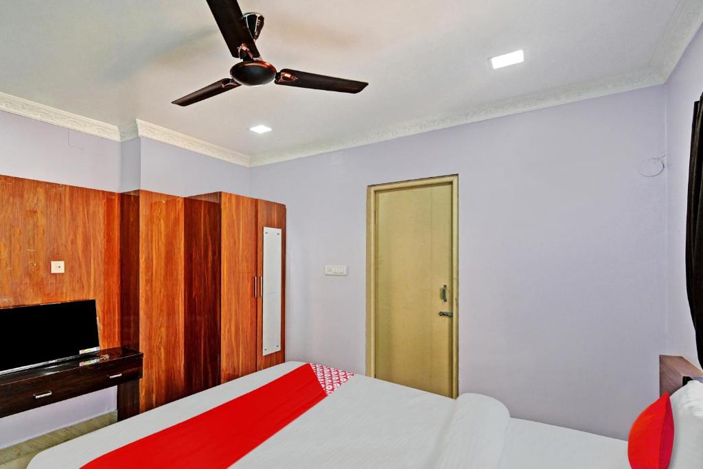 Postel nebo postele na pokoji v ubytování Super Hotel O Hi5 Days Inn Premium