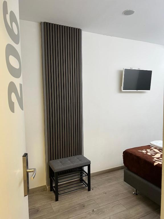 Posteľ alebo postele v izbe v ubytovaní HOSTAL LETTO DAL MARE