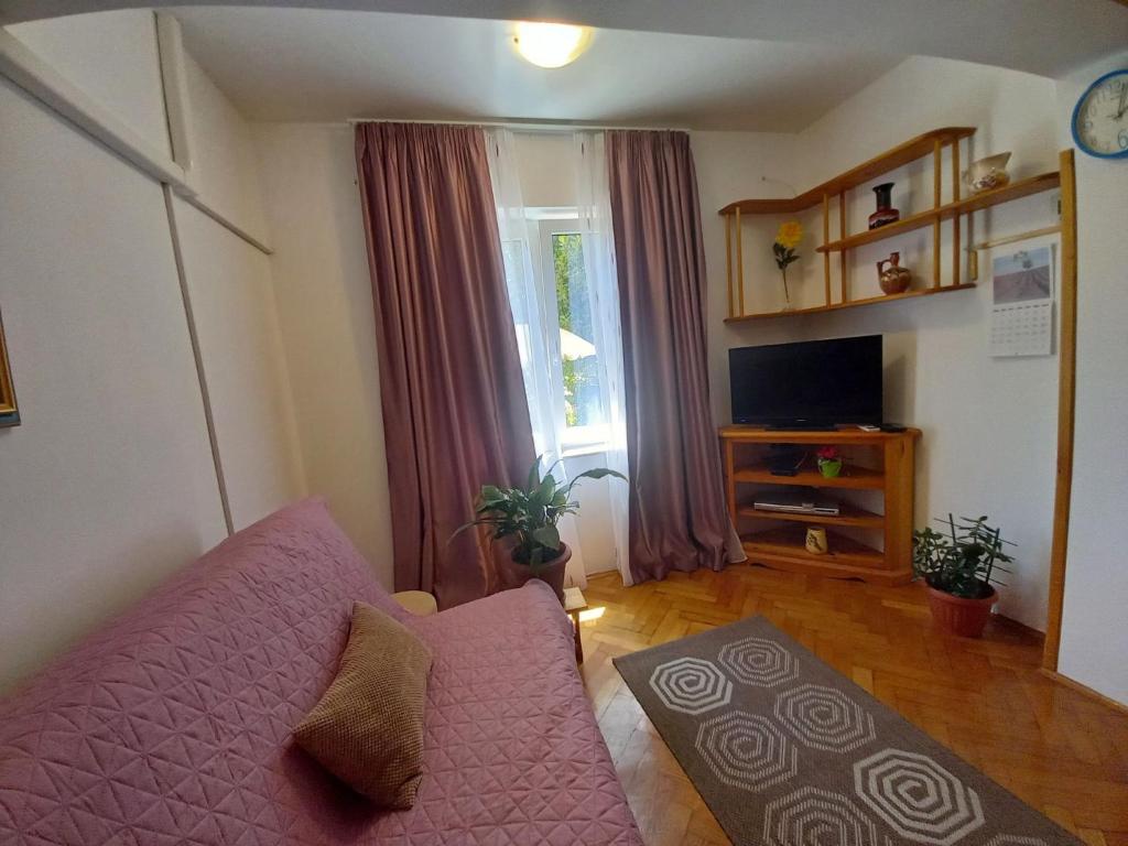 Fotografie z fotogalerie ubytování Boutique Apartment in Pješcana Uvala with Balcony v destinaci Vintijan