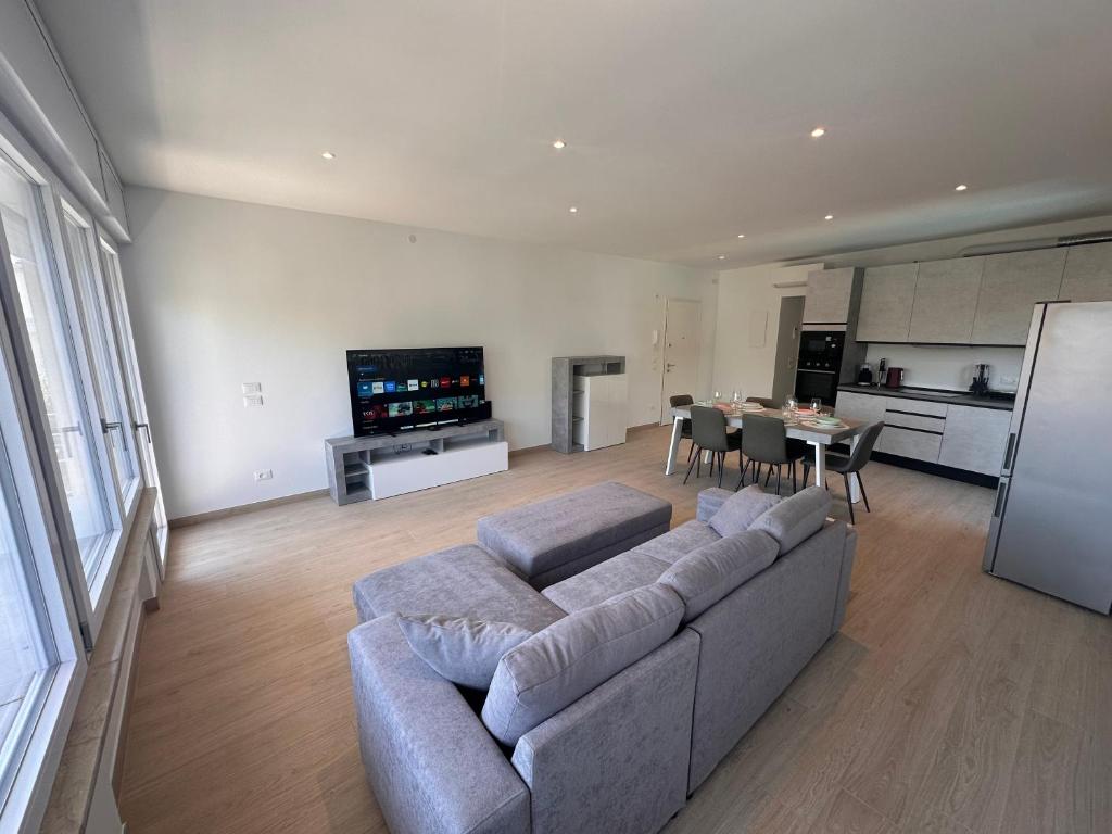 Η κουζίνα ή μικρή κουζίνα στο Mareblu 45 - Luxury Apartments