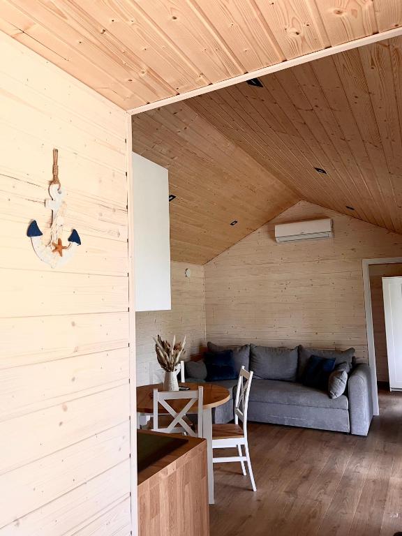 Część wypoczynkowa w obiekcie Holiday Resort Zakątek Łeba