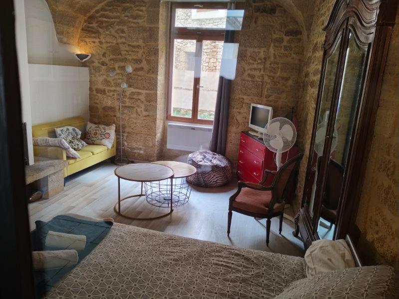 Χώρος καθιστικού στο Studio Proche Pont du Gard