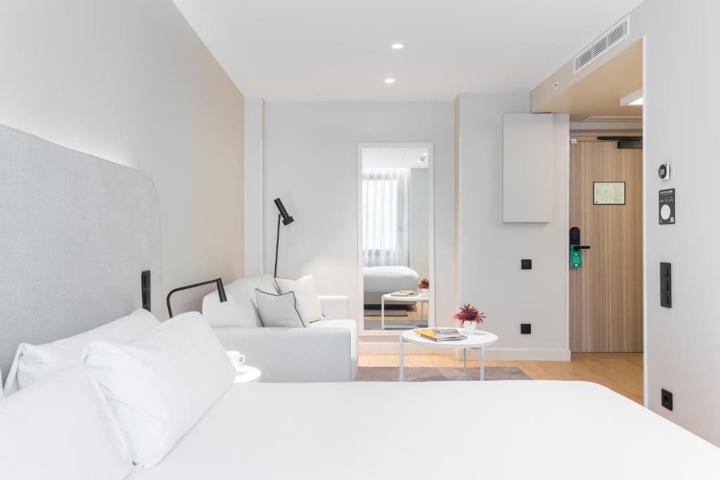 Royal Ramblas - Resim 8