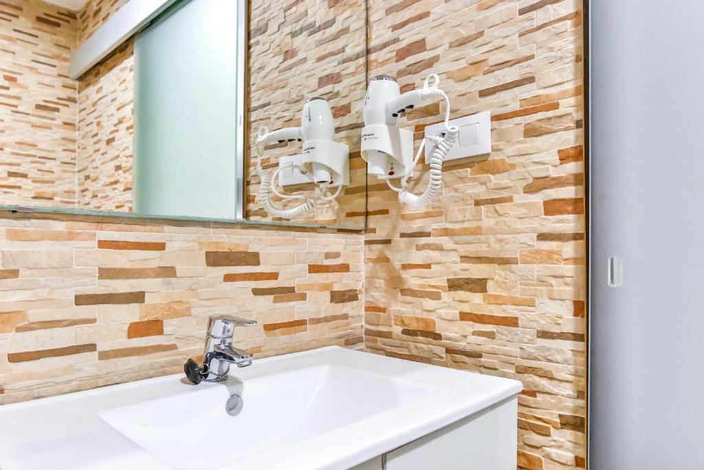 Laramond Barcelona Rooms - 15