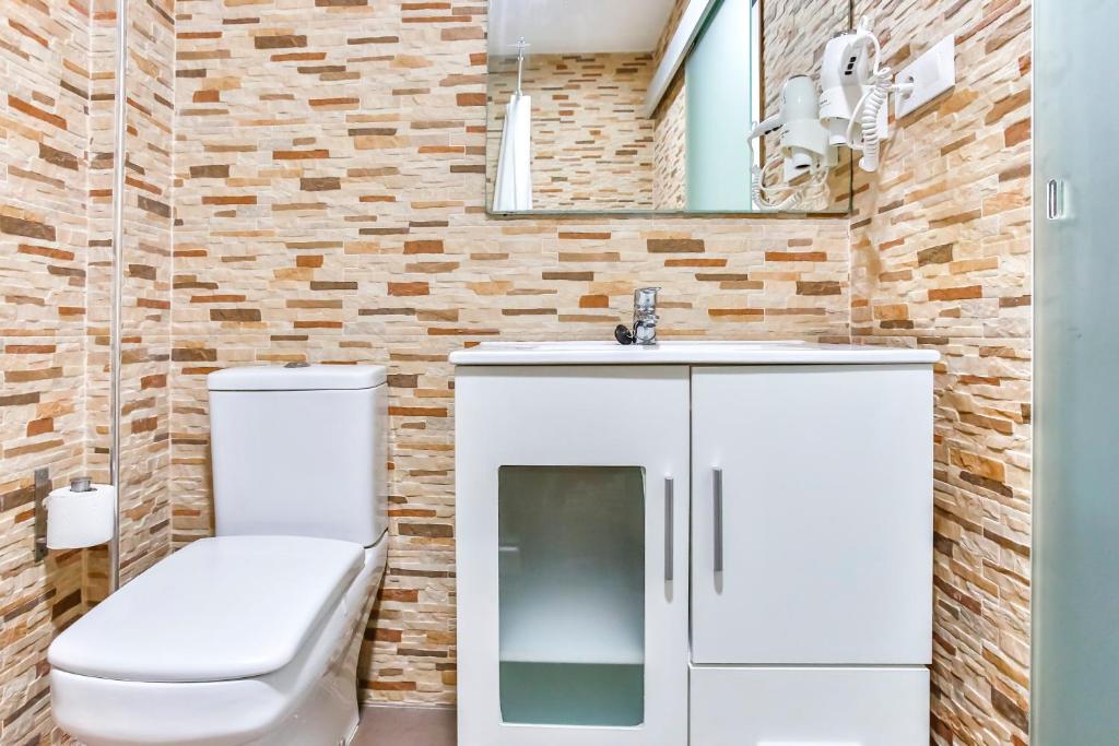 Koupelna v ubytování Laramond Barcelona Rooms