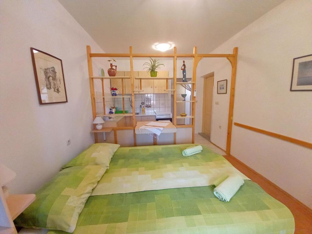 Fotografie z fotogalerie ubytování Boutique Apartment in Pješcana Uvala with Balcony v destinaci Vintijan