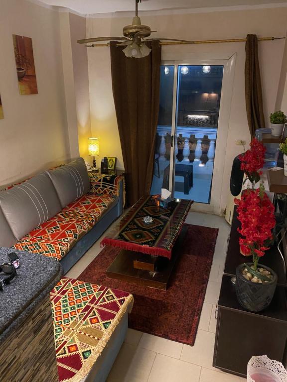 A seating area at Chalet in Belagio Ain Sokhna
