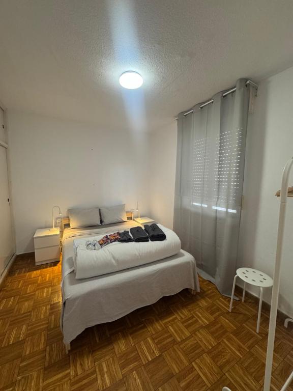 Postel nebo postele na pokoji v ubytování Habitación Privada Jerez 2