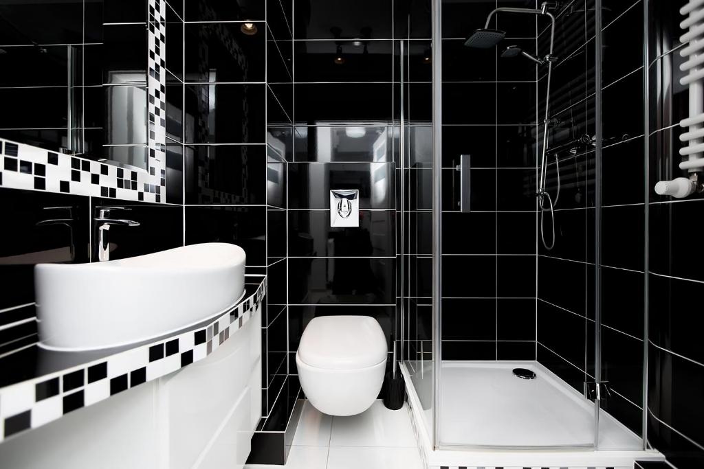 Ένα μπάνιο στο Apartament D2