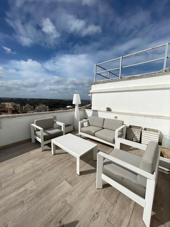 YCH-Attico con splendida vista su Villa Ada