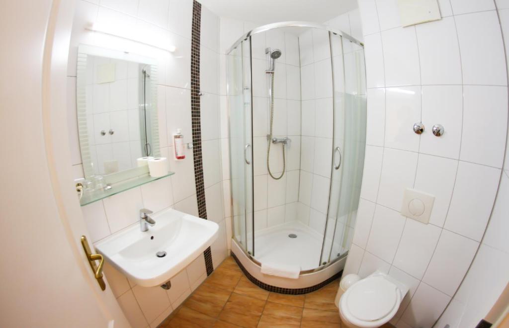 Hotel Karlshorst - Small Double Room
