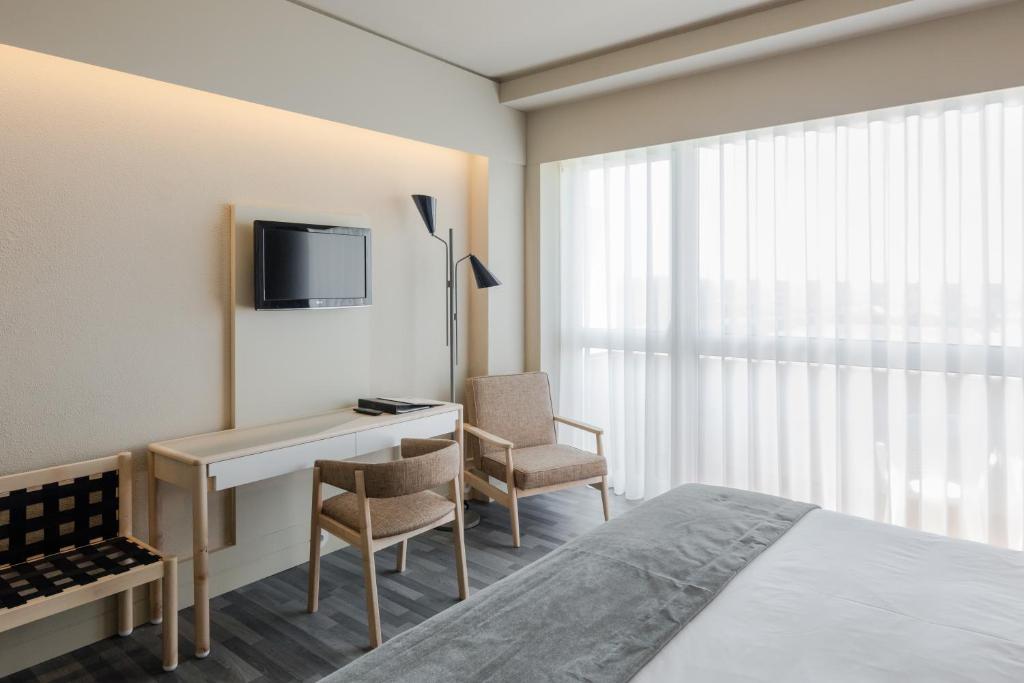 Axis Ofir Beach Resort Hotel - 5