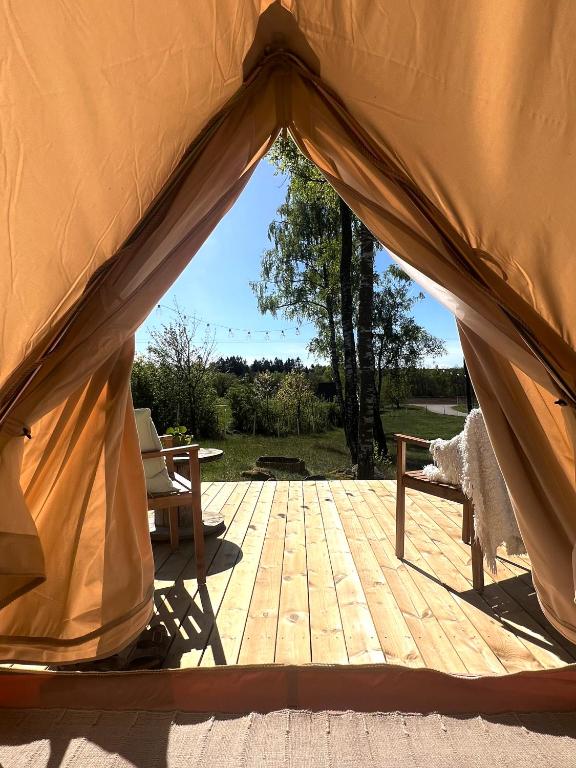 Příroda nedaleko luxury tent