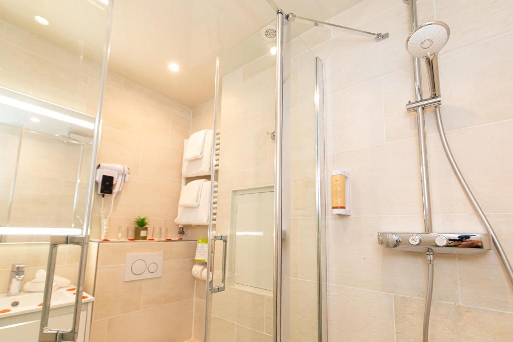 HOTEL DE PARIS MONTPARNASSE - Resim 5