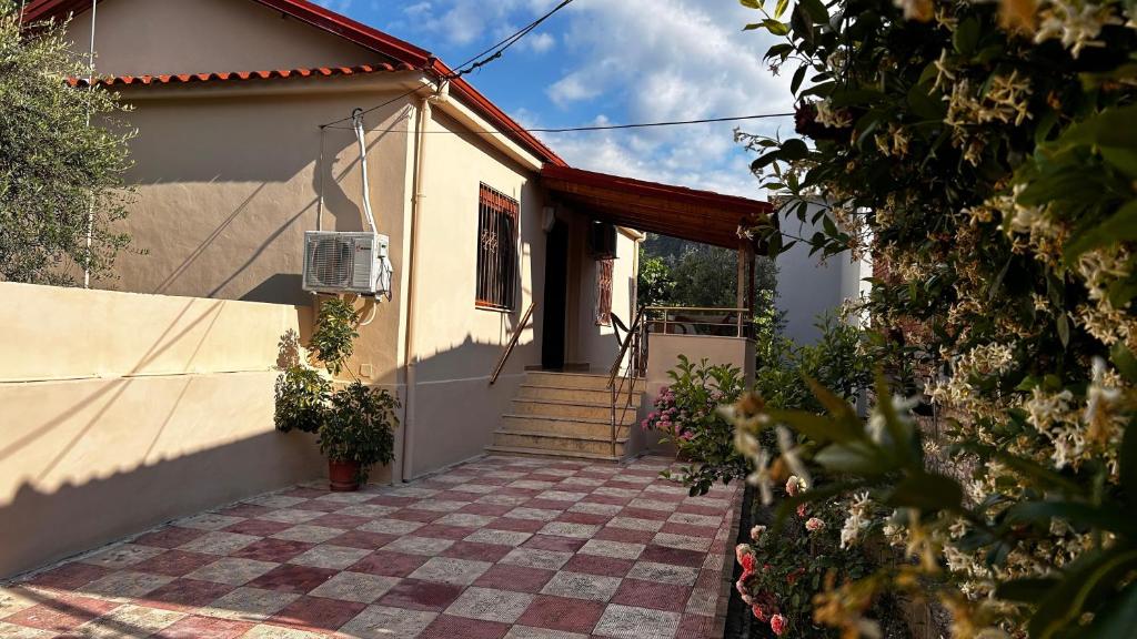 Berat FoxHouse